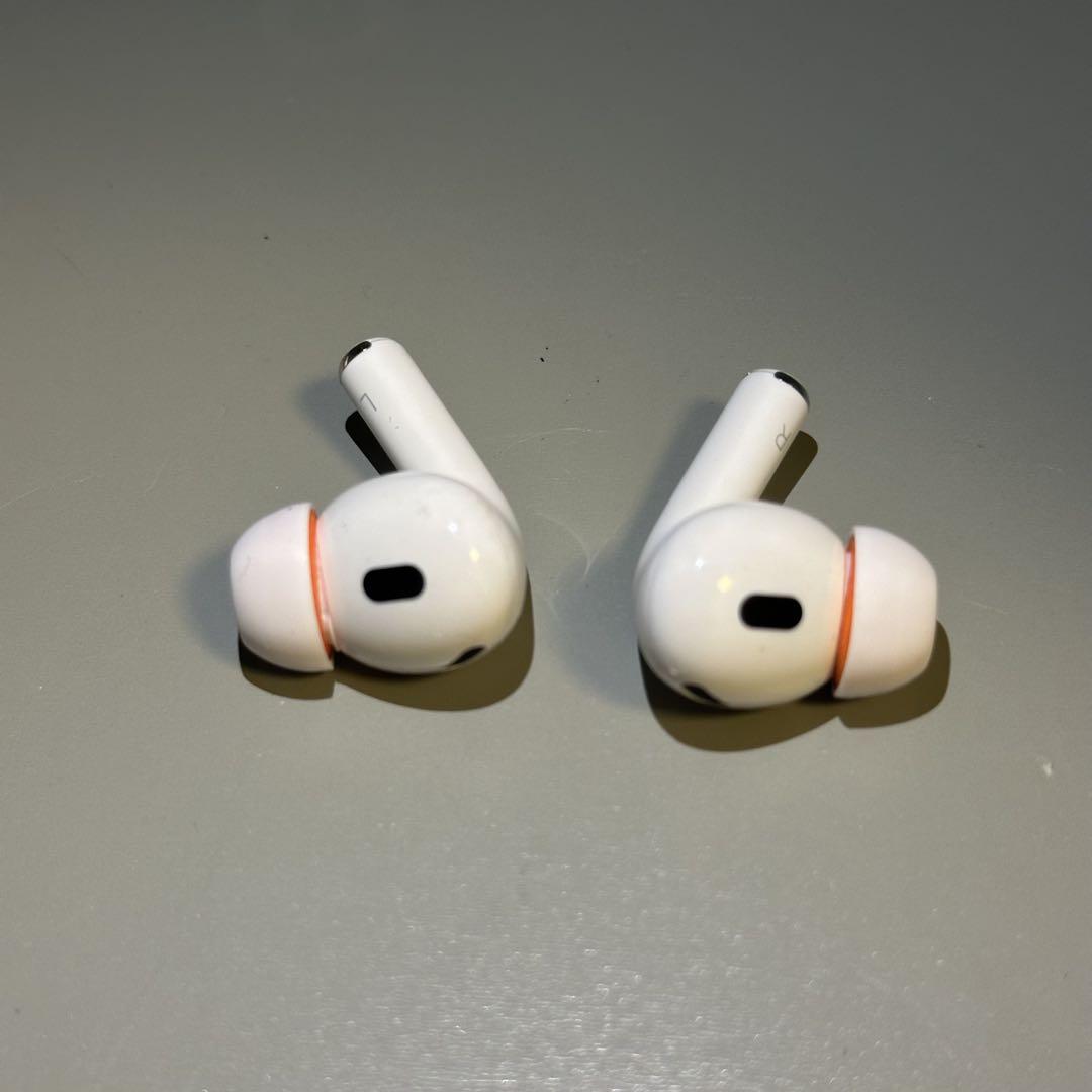 国内正規品　AirPods pro2 lightening