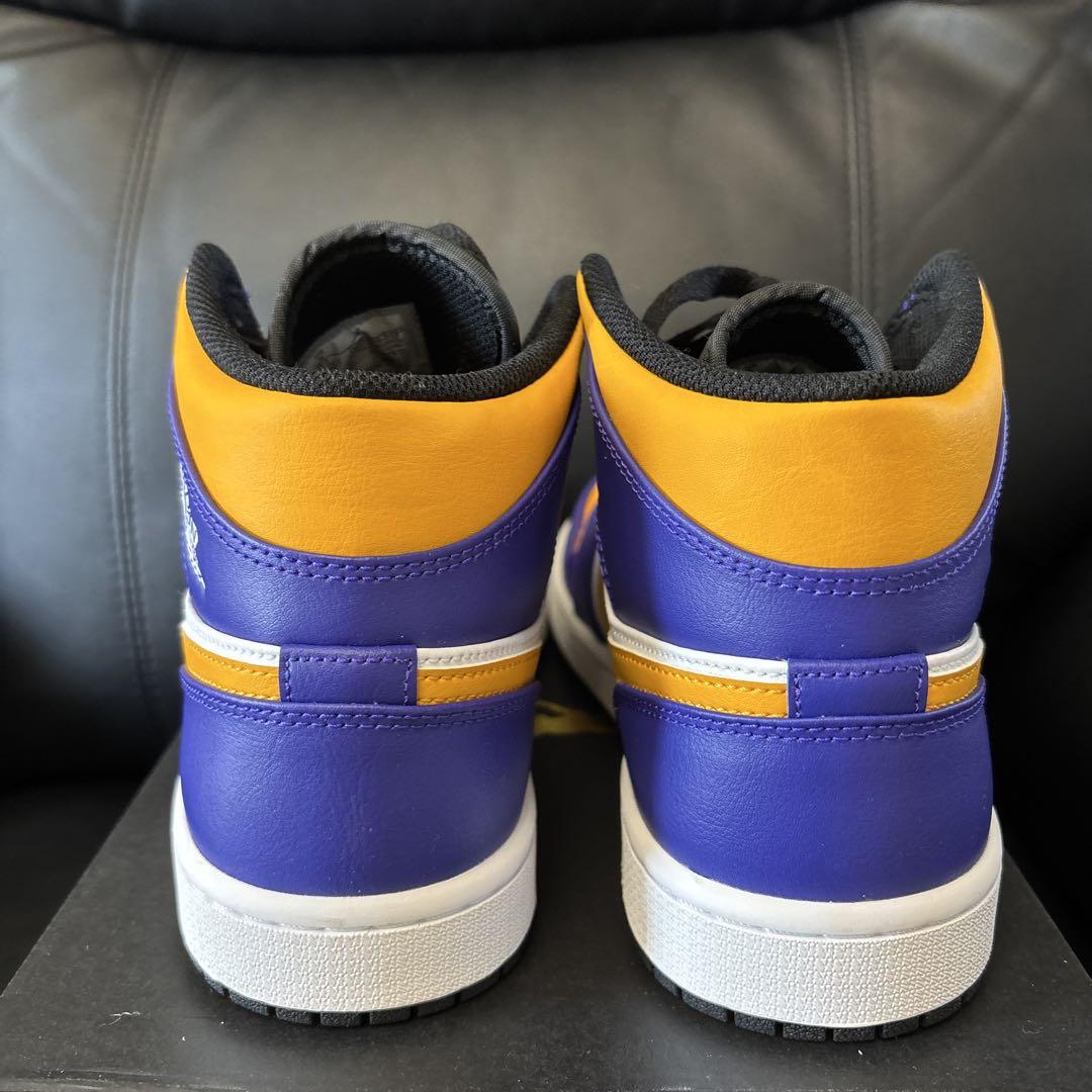 【新品／本日最終】 NIKE エアジョーダン 1 MID Lakers 27cm