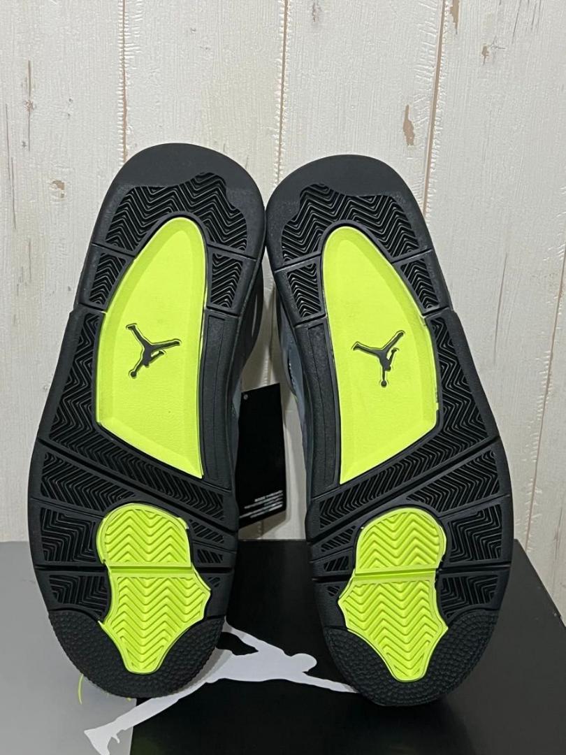 靴 Nike Air Jordan 4 \"Neon\"