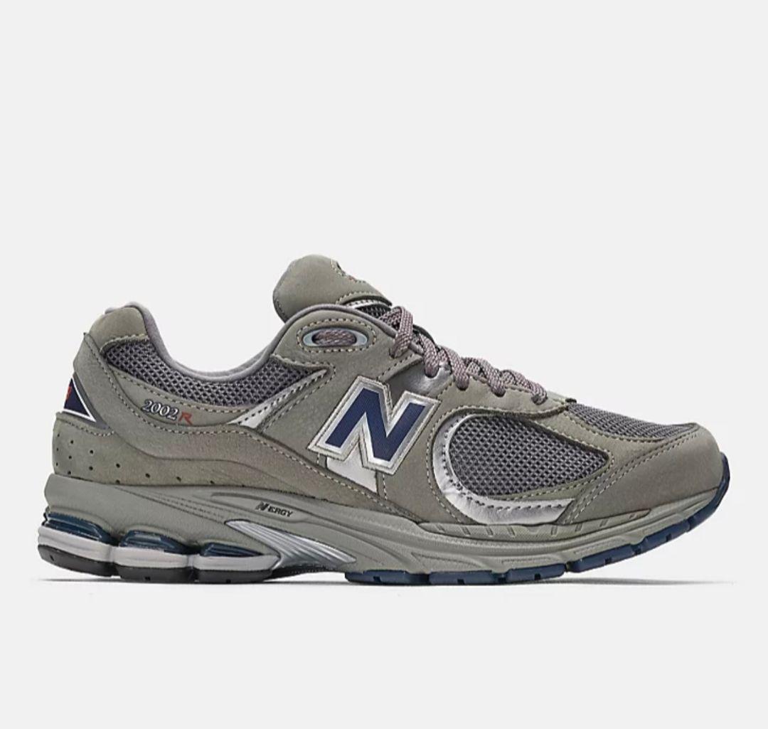 New Balance 2002R グレー
