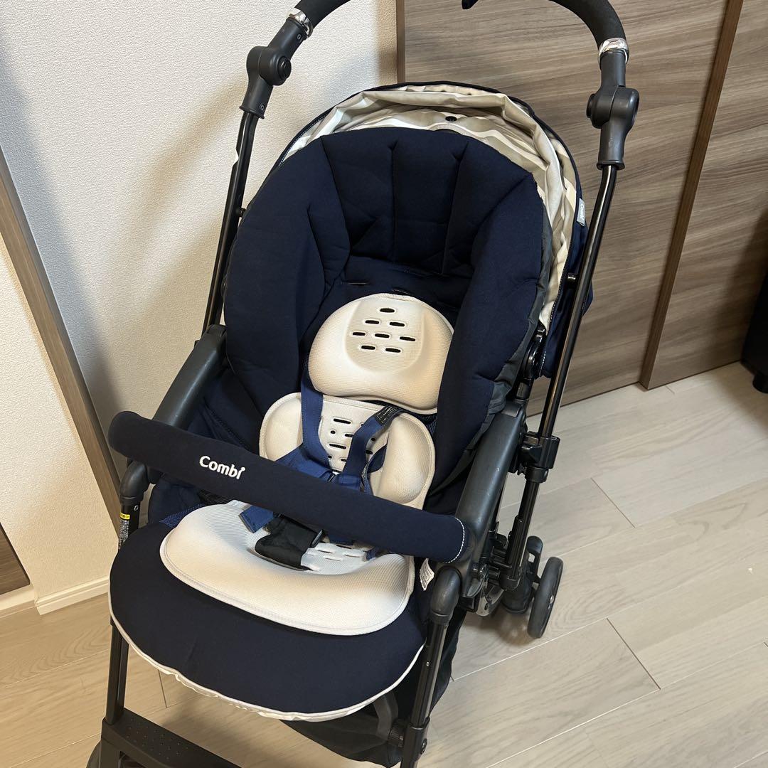 【極美品】限定モデル　combi メチャカル　オート4キャス　エッグショック