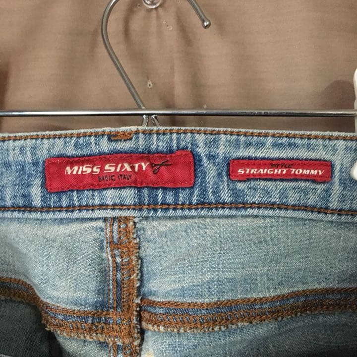 【Miss Sixty／送料無料／コメント無即購入可】薄ブルーローライズデニム