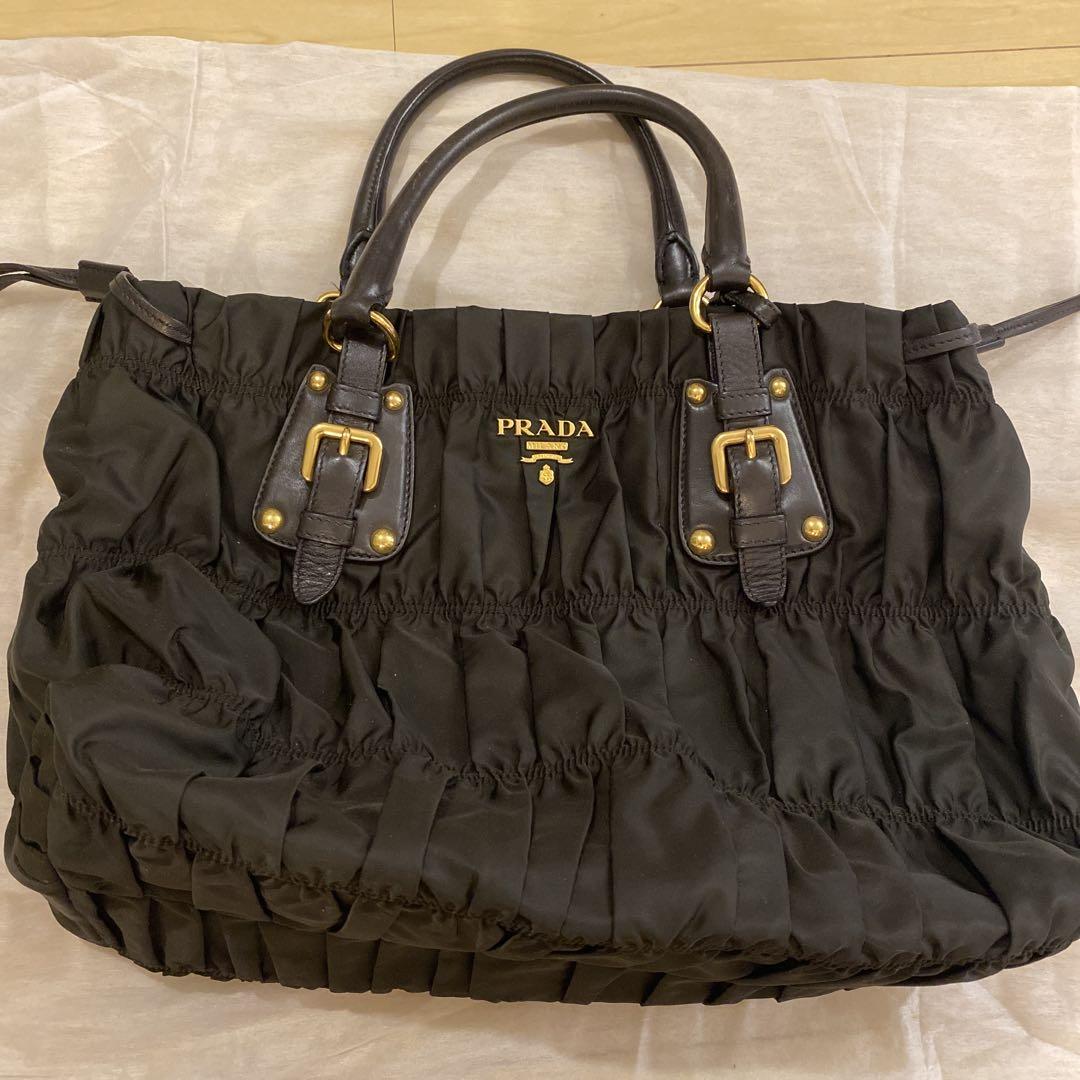 じゅんぴの　PRADA ナイロン プリーツバッグ