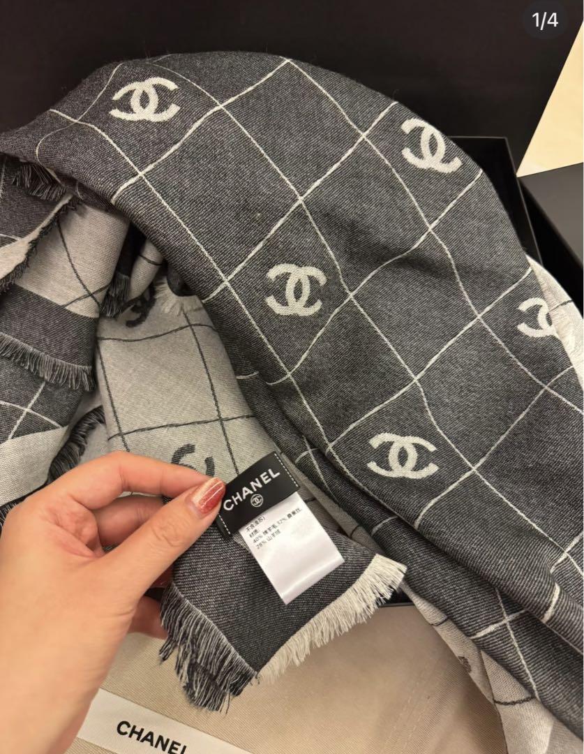 お値下げ中【美品】CHANELロゴ ダイヤモンドパターン 大判ストール CHANEL 25P logoマフラーストール