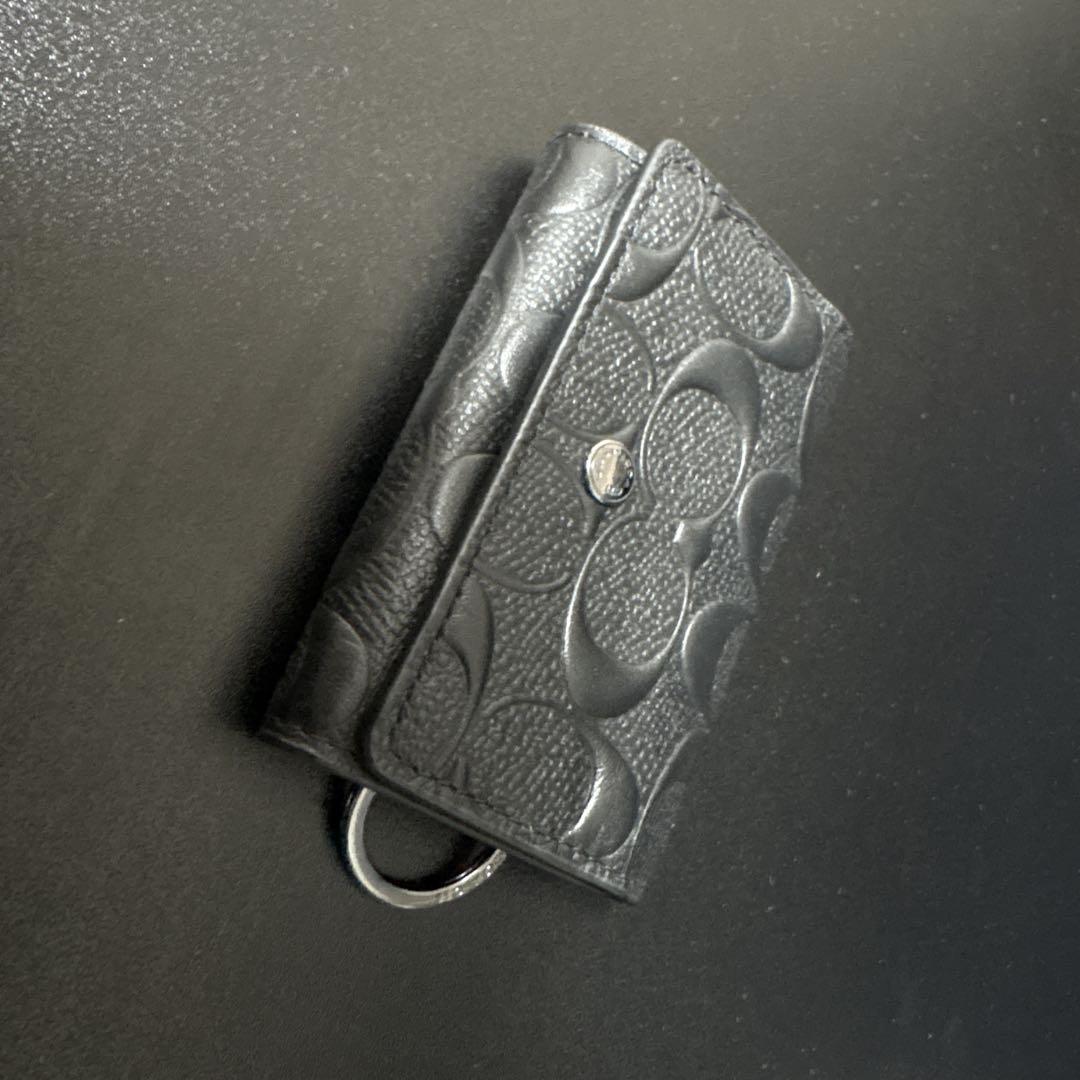 【未使用品】COACH ブラック レザー キーケース