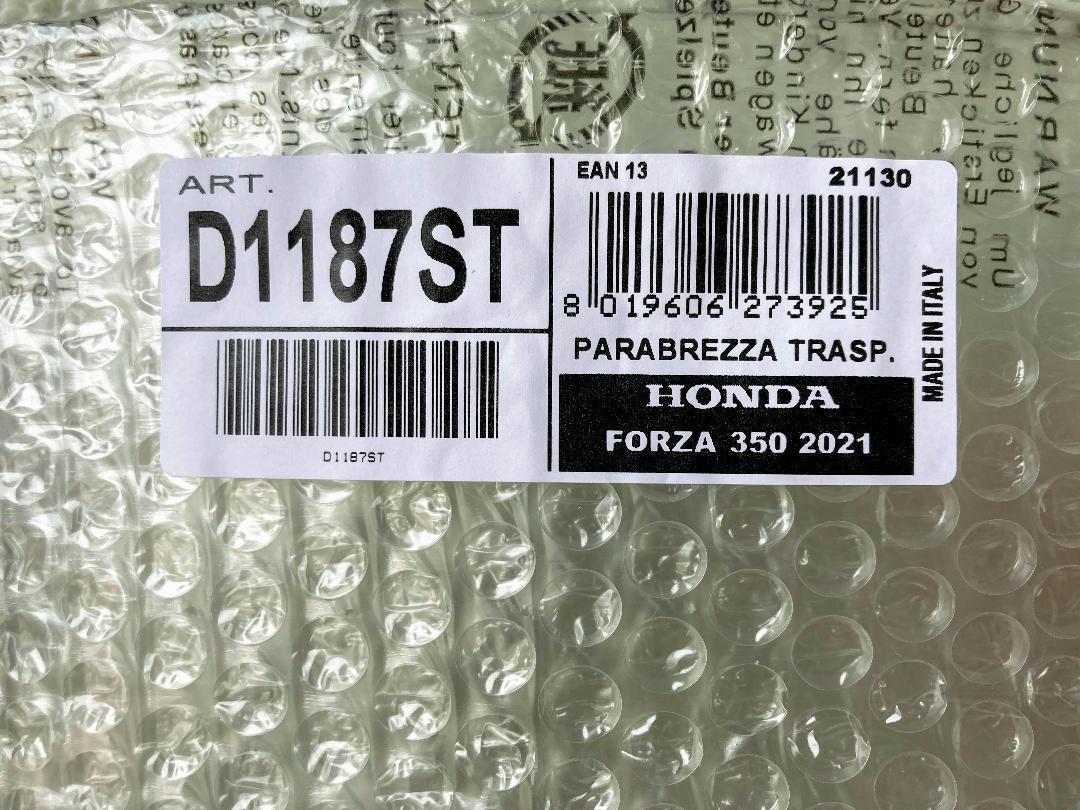 GIVI D1187ST スクリーン／HONDA FORZA 250 (23) MF17 / FORZA