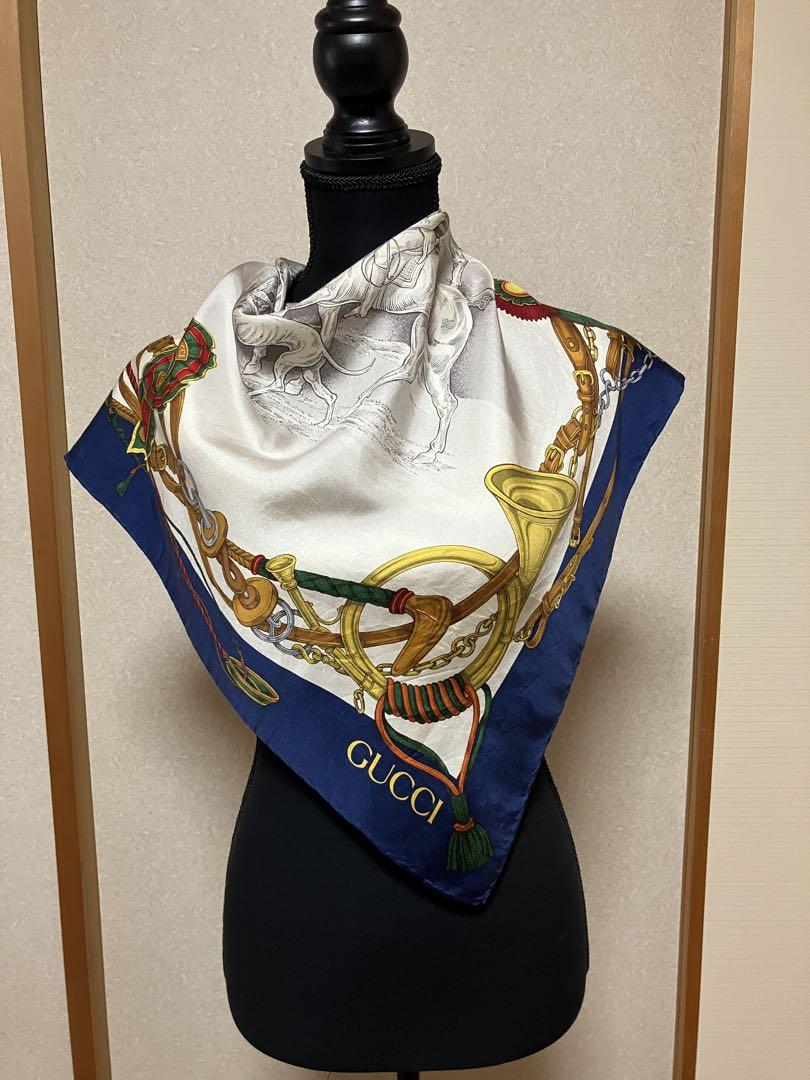 GUCCI グッチ シルクスカーフ大判 馬と犬のデザイン