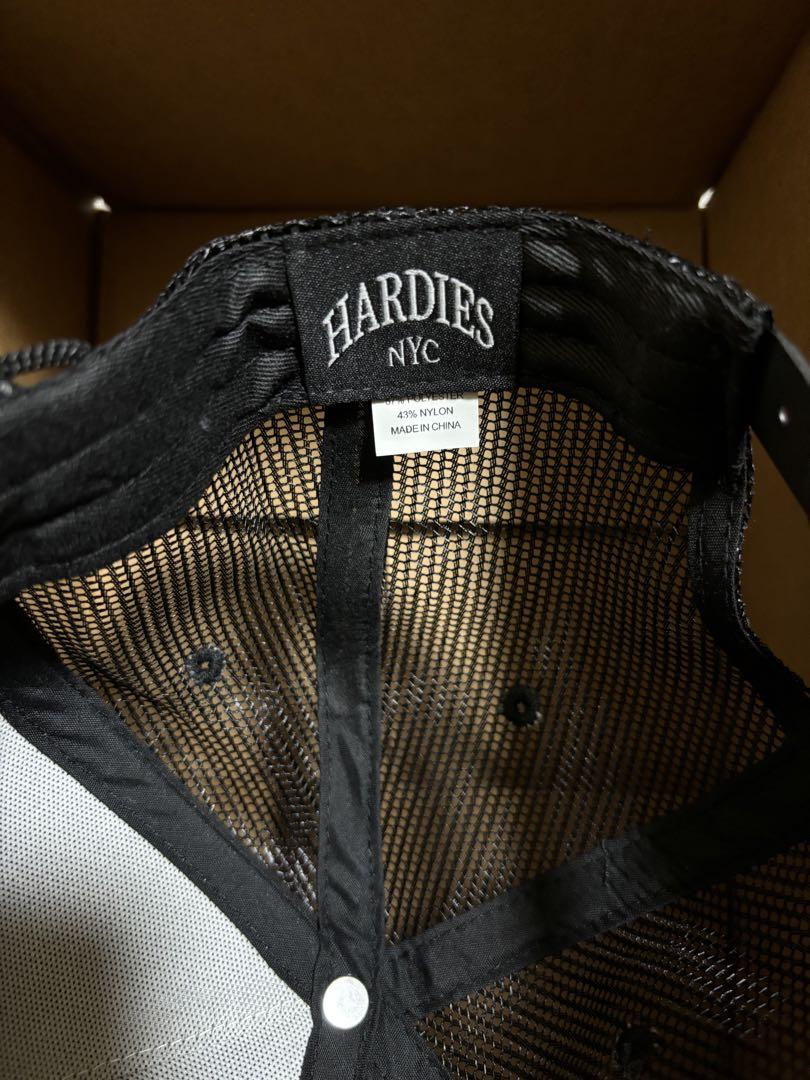 Hardies Hardware CURVE TRUCKER HATS ブラック