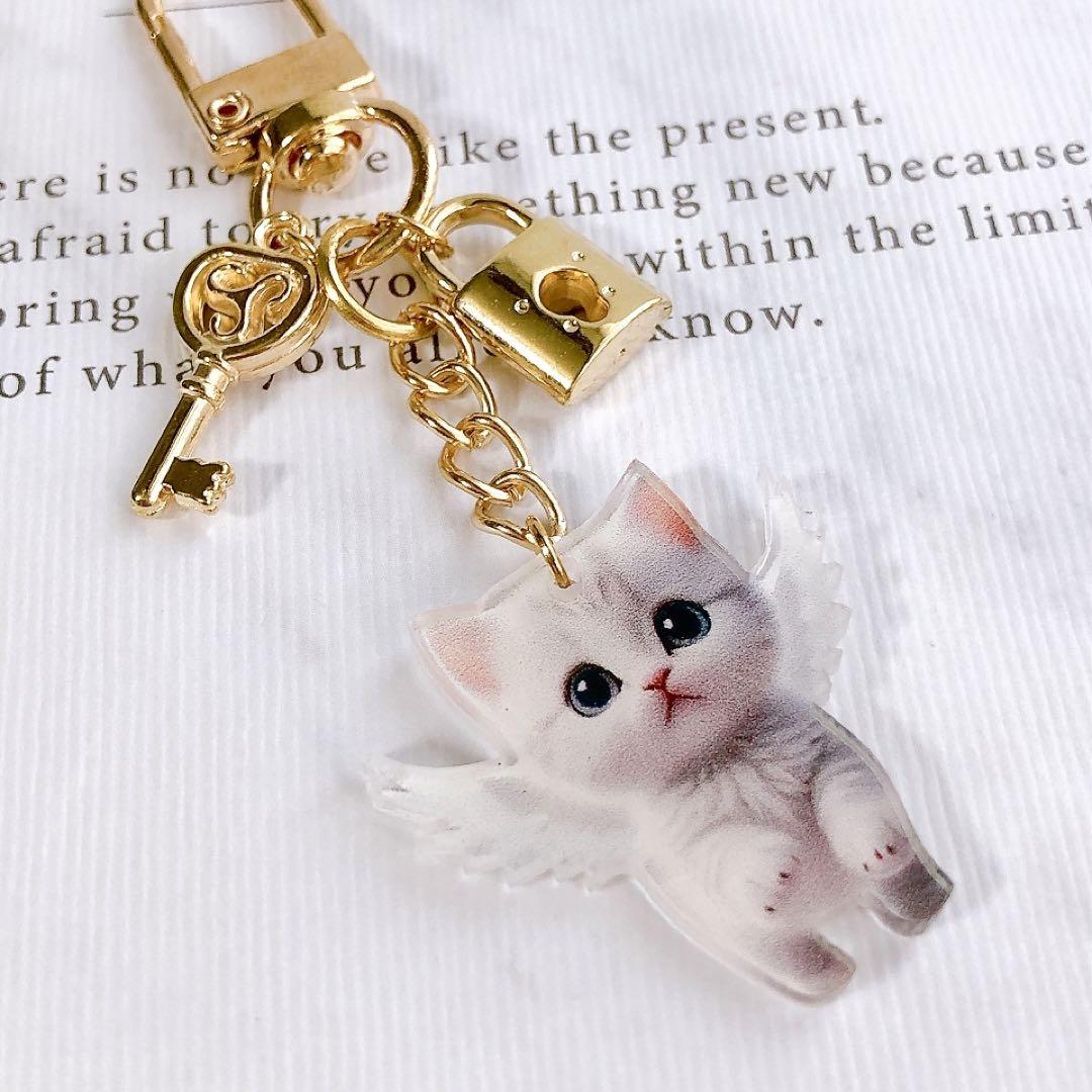 同梱50円引❤️ キーホルダー ネコ 猫 ねこ ♡ No.588 天使 天使の羽