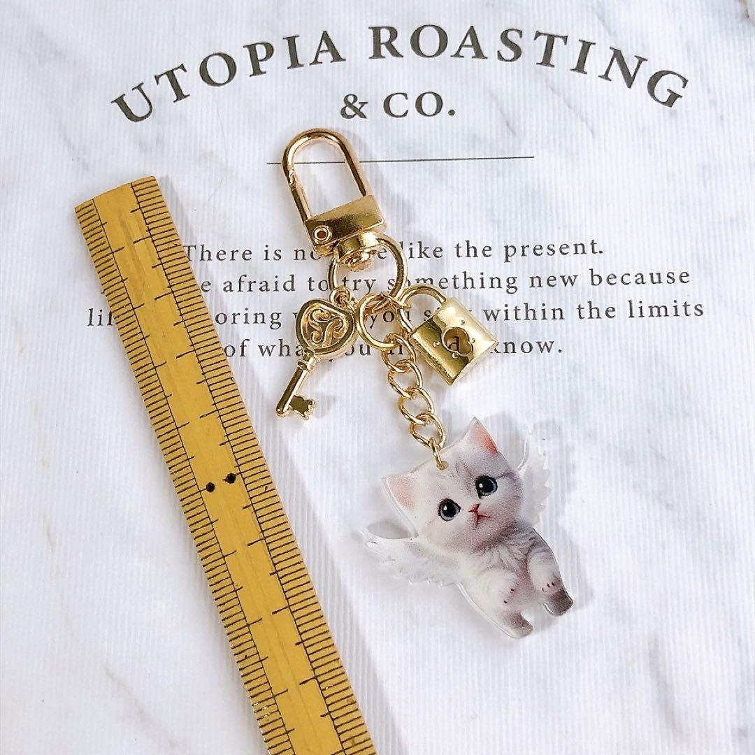 同梱50円引❤️ キーホルダー ネコ 猫 ねこ ♡ No.588 天使 天使の羽