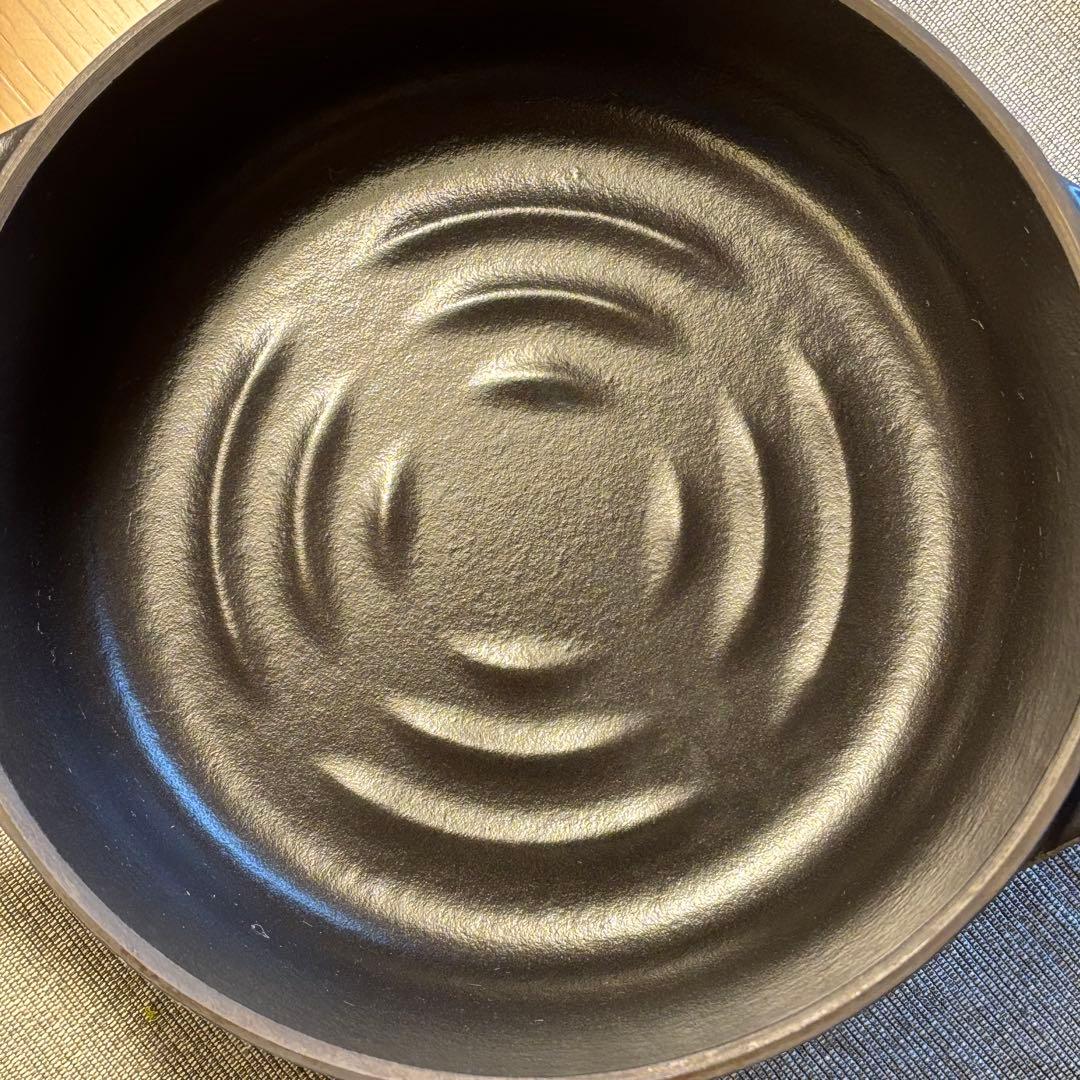 バーミキュラ 鋳鉄製 両手鍋 18cm 黒