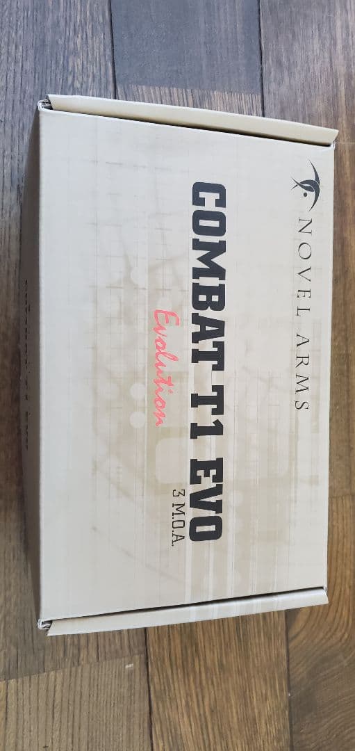 ドットサイトやや傷や汚れあり