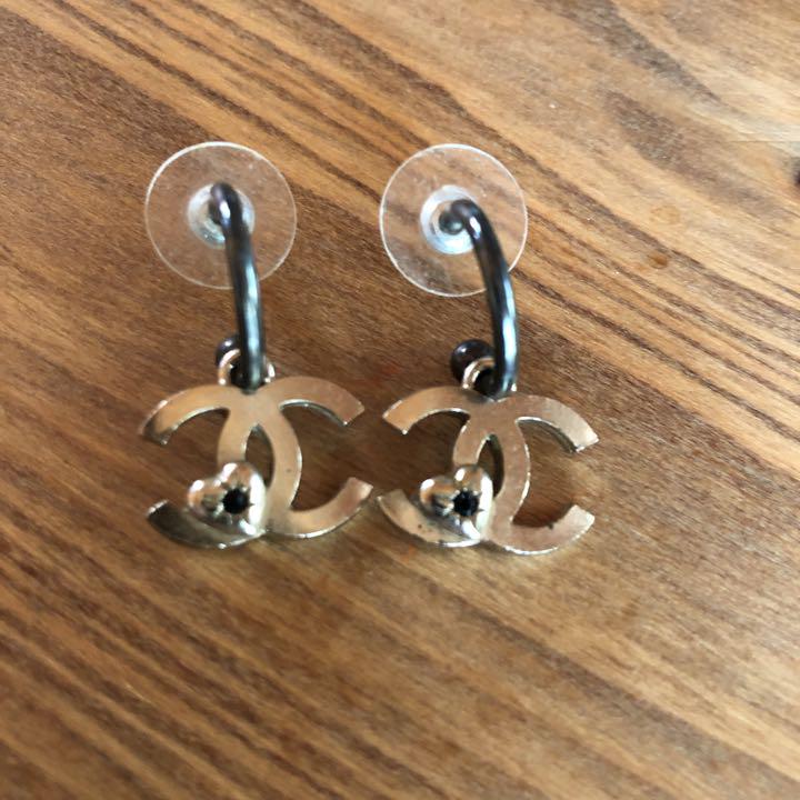 ピアス CHANEL ヴィンテージ