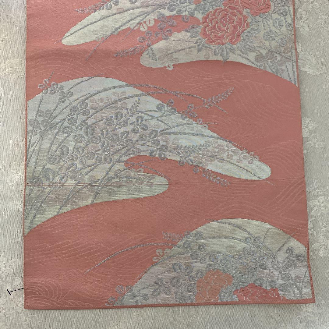 美品＊【八寸名古屋帯 お太鼓かがり 】牡丹花文様 銀糸 赤香色