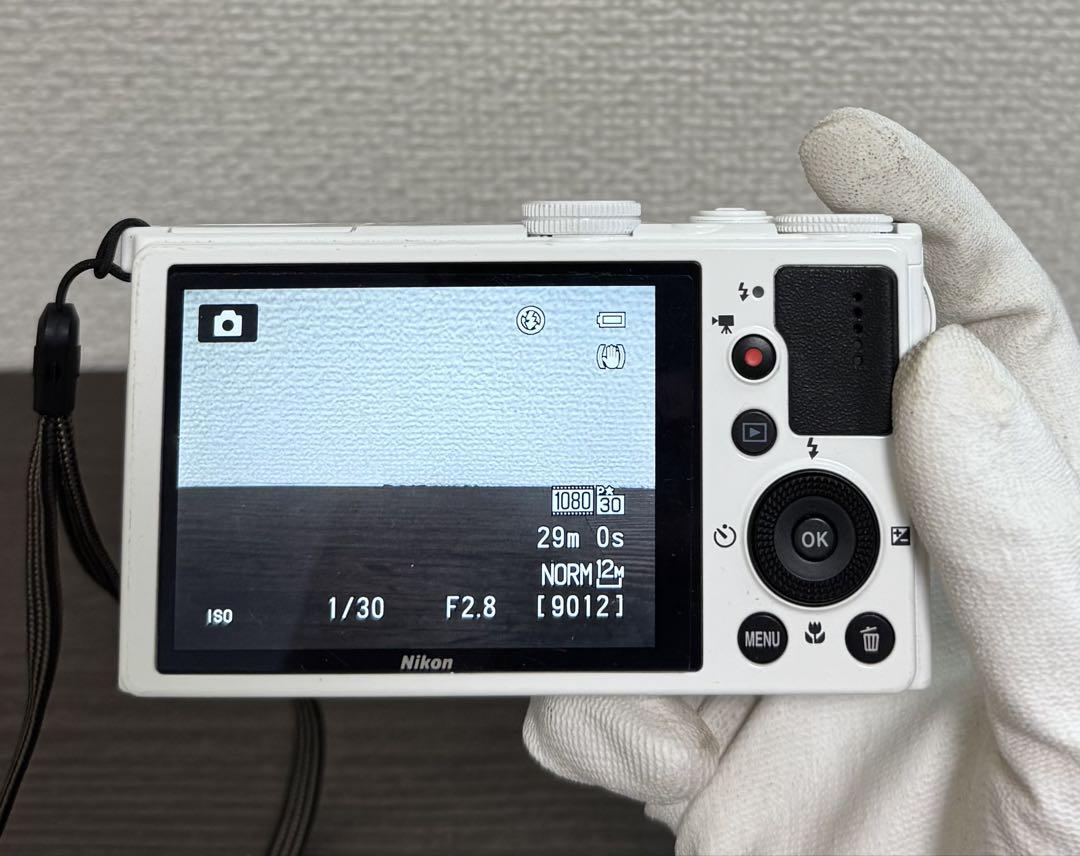 Nikon COOLPIX P330 デジタルカメラ