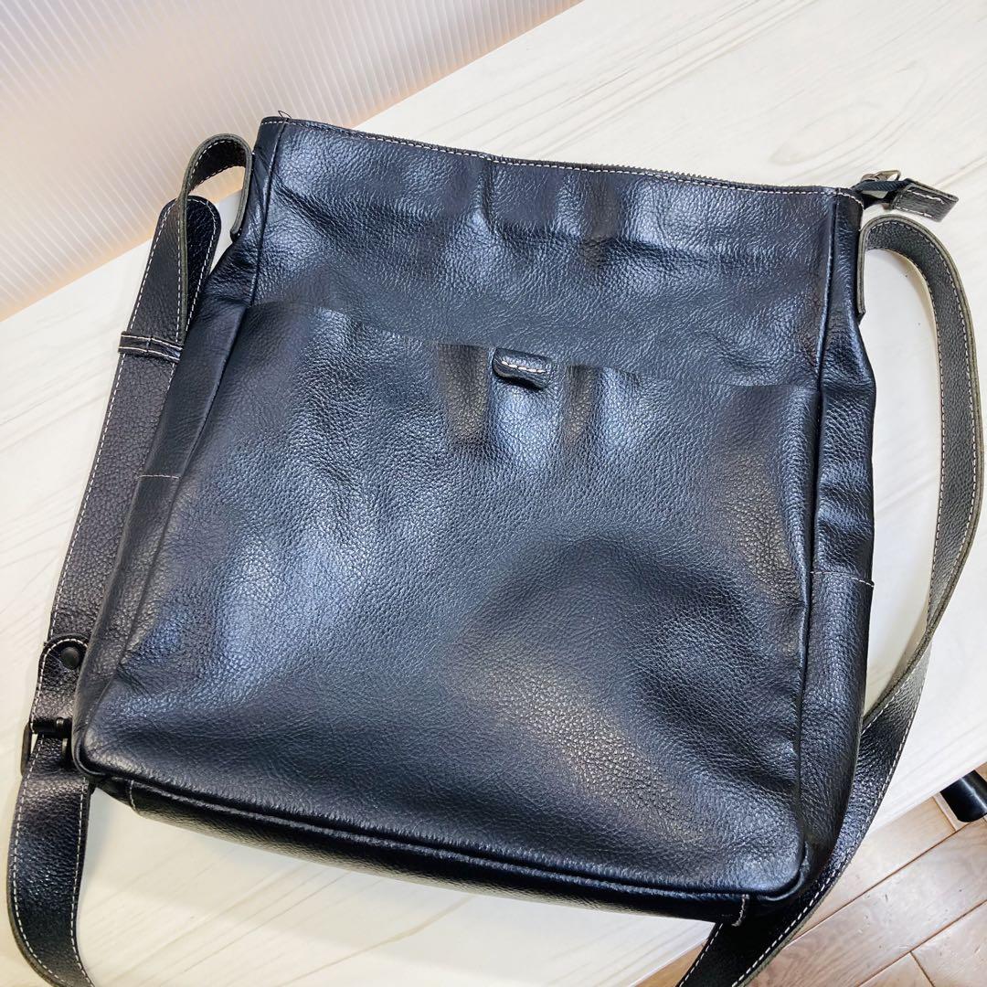 美品 LILY（リリー） 日本製 牛革 レザー ショルダーバッグ 斜