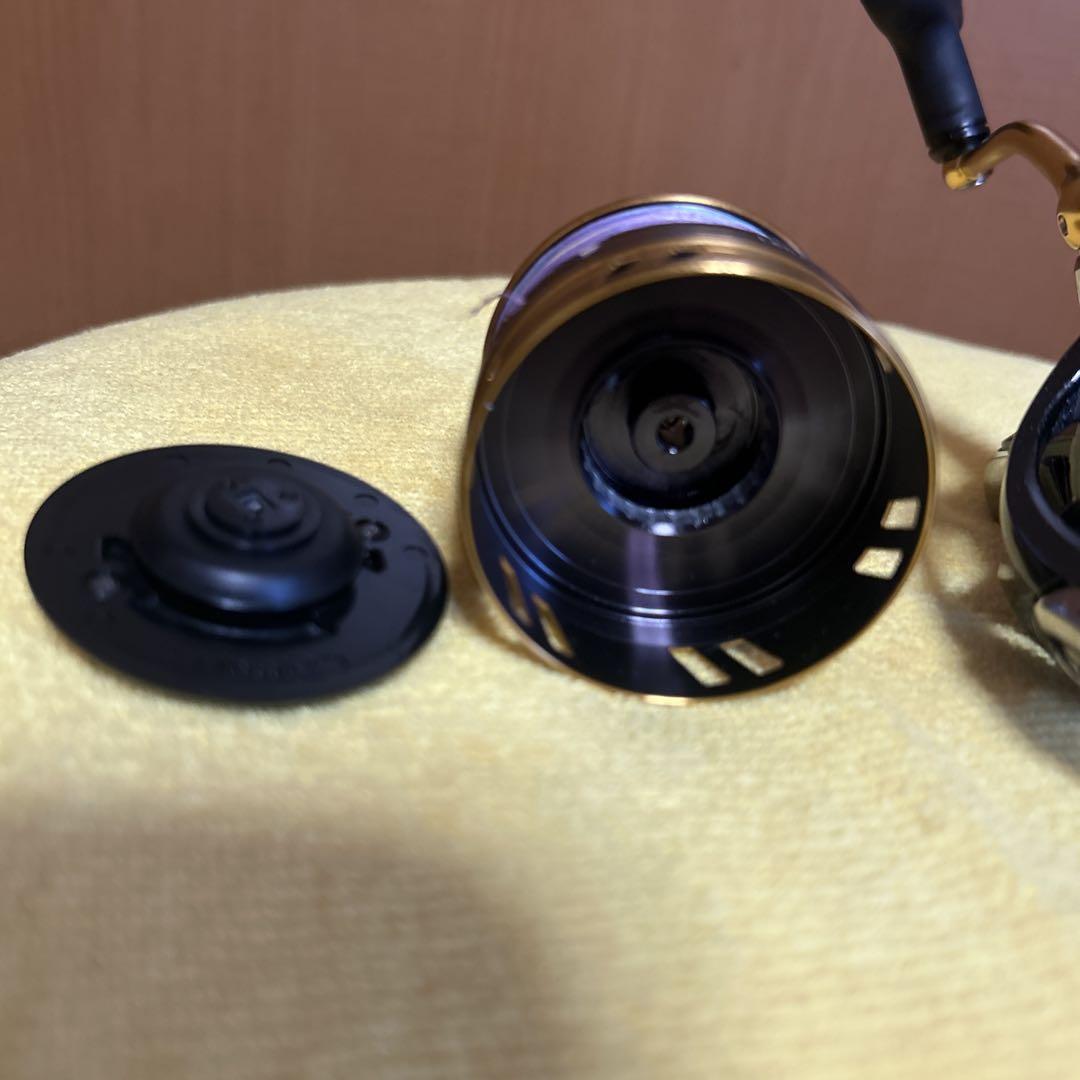 ダイワ　18レガリスLT4000D-CXH 美品　おまけ付き