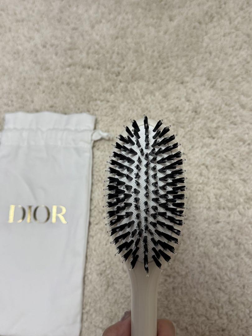 Dior ヘアブラシ