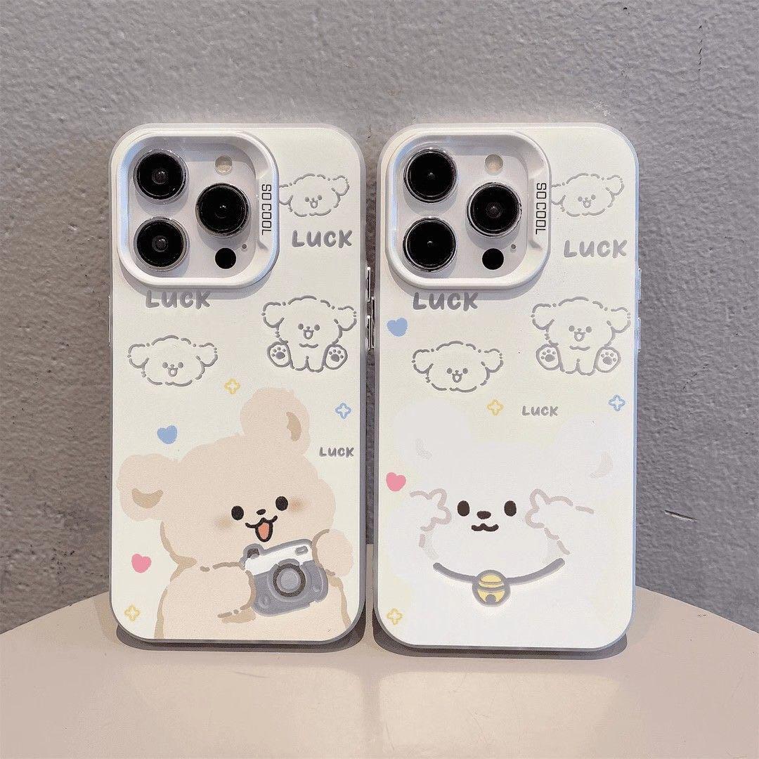 クマと雲のiPhoneケース