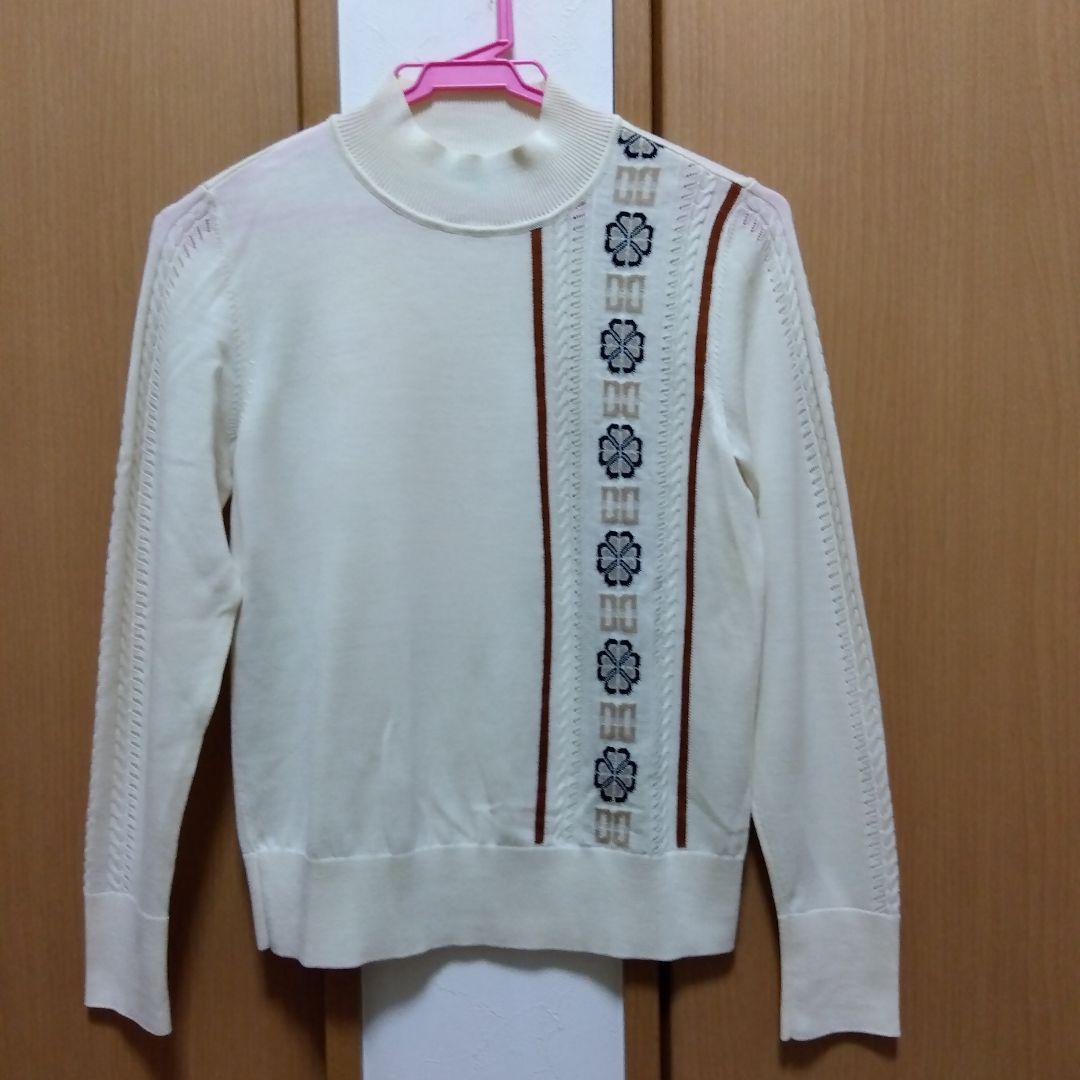 近年購入・未使用★DAKS ダックス ロゴ編み込み ハイネック セーター 38