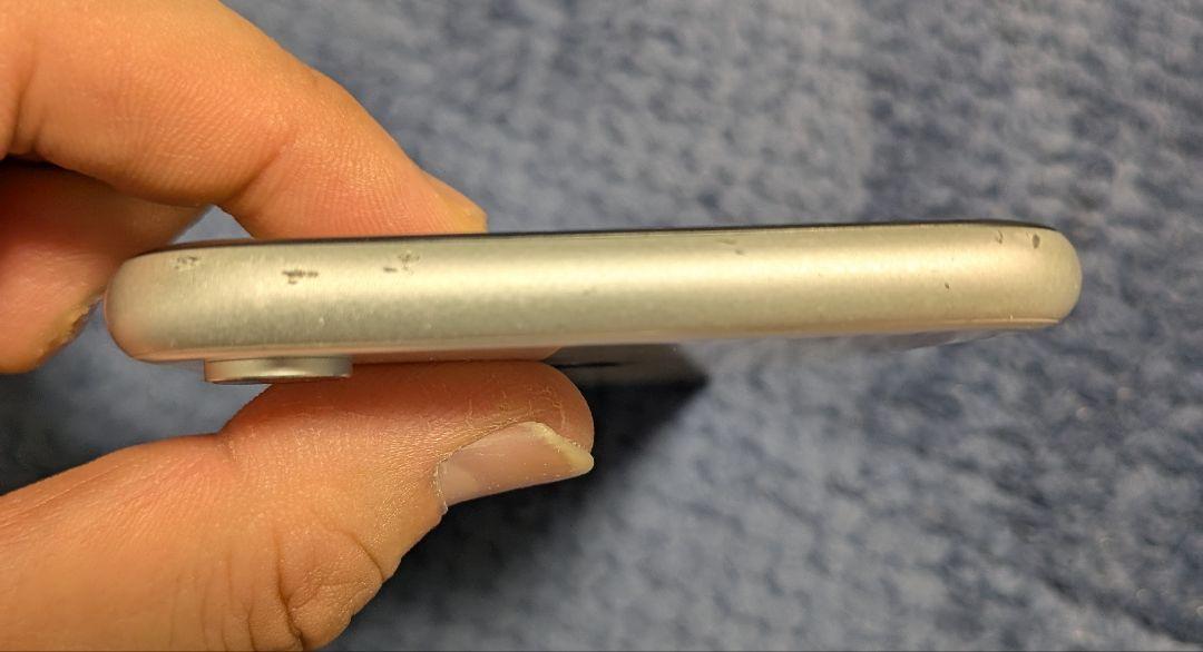 iPhoneXR ホワイト 64GB docomo版