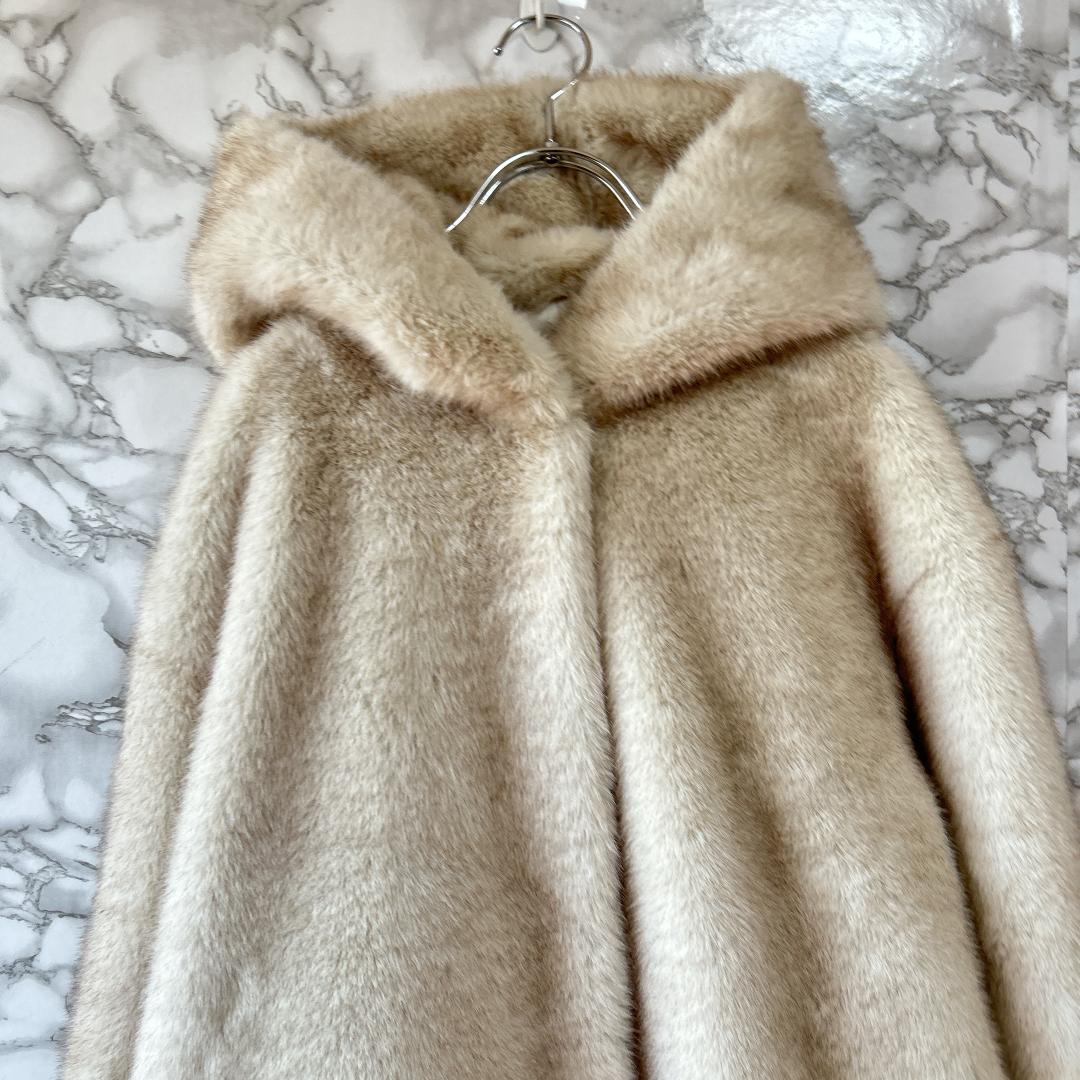 ZARA フード付きベージュロングファーコート レディース ザラ ZARA フード付きベージュロングファーコート レディース ザラ