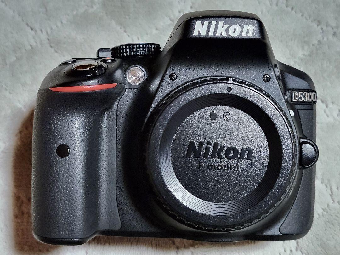 Nikon D5300 デジタル一眼レフ + レンズセット