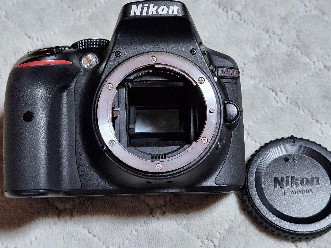 Nikon D5300 デジタル一眼レフ + レンズセット