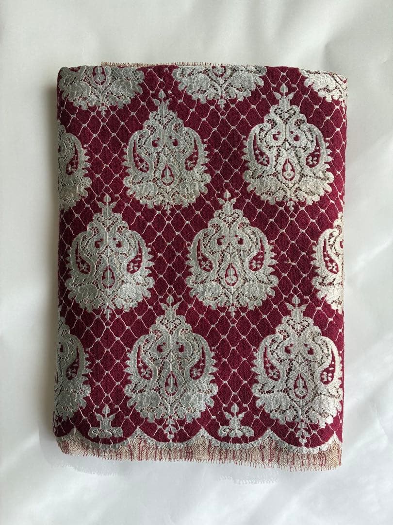 刺繍バーガンディ生地 115幅㎝×長さ350㎝