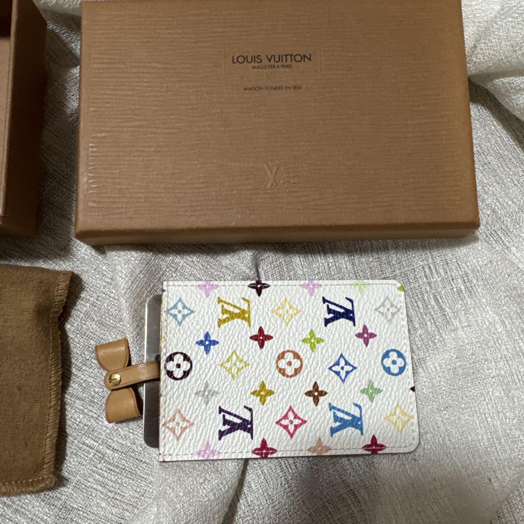 LOUIS VUITTON ミラーケース ホワイト・マルチカラー