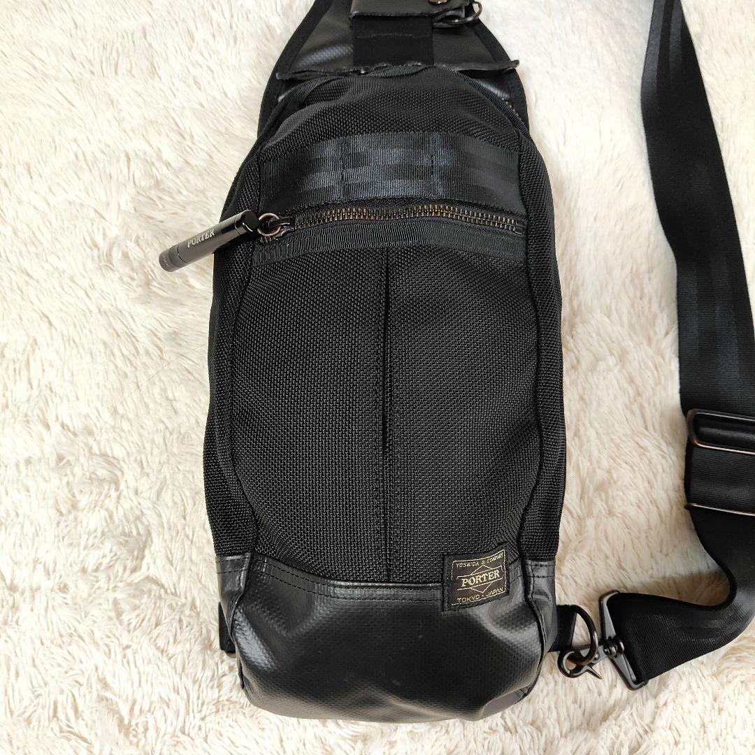 美品✨ライト付✨時計付✨PORTER HEAT ボディバッグ 動作確認済