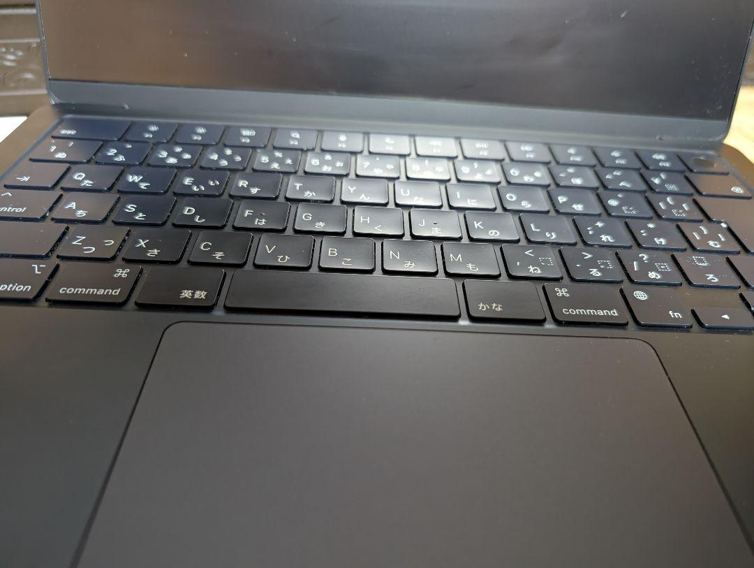 MacBook Air 13インチ 2022 　M2　8GB/256GB