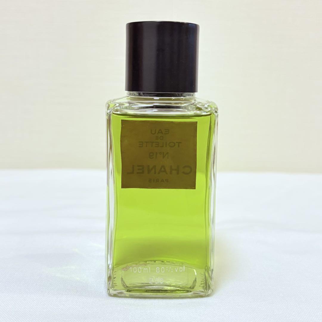 新品未使用　シャネル　N°19 No19 オードトワレ　香水　100ml