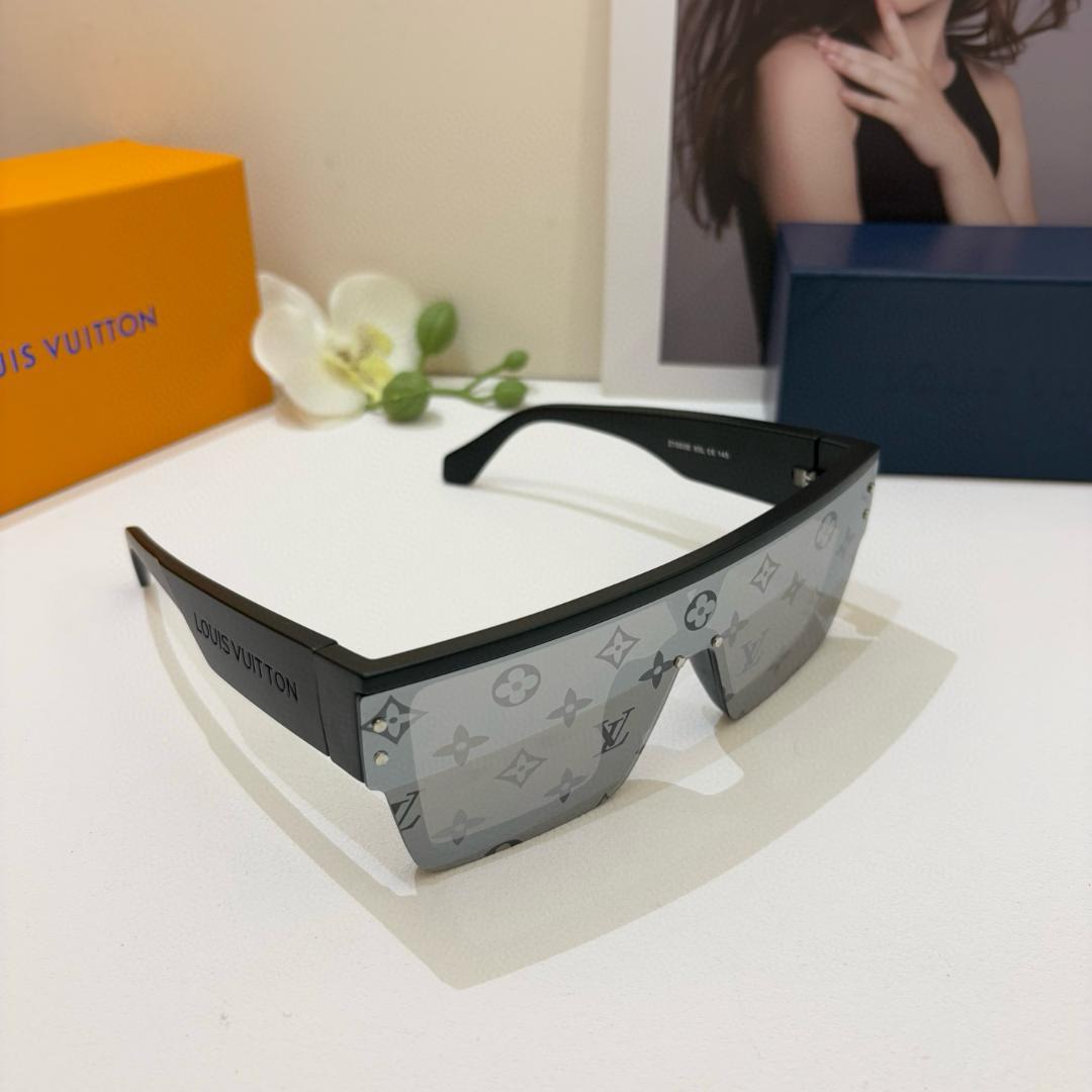LOUIS VUITTON ロゴ入りグレーサングラス
