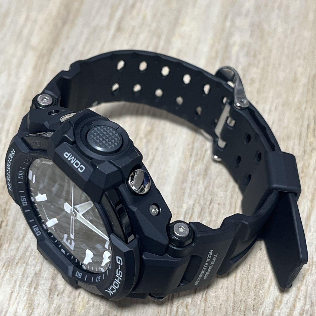 【未使用極美品】G-SHOCK スカイコクピット　GA-1000 アナデジ