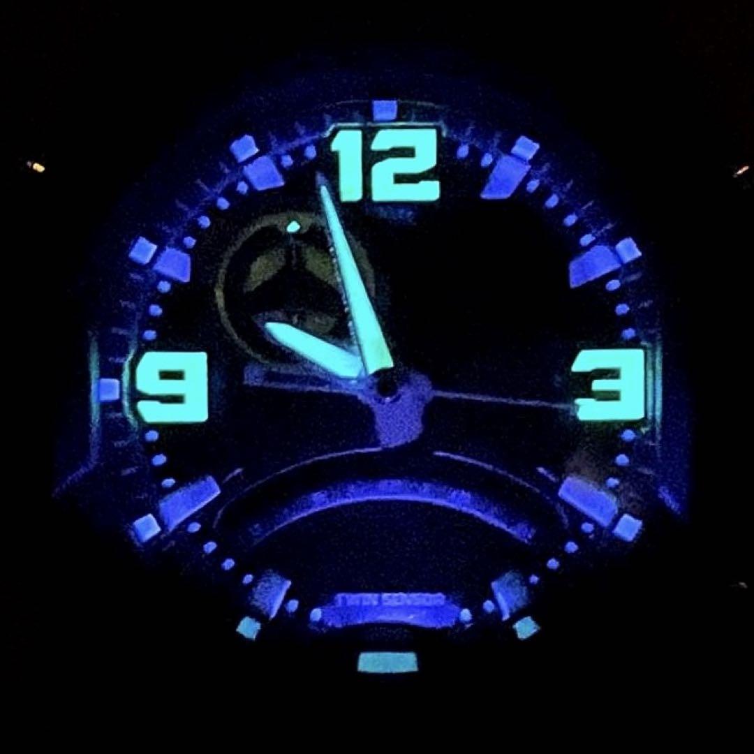 【未使用極美品】G-SHOCK スカイコクピット　GA-1000 アナデジ