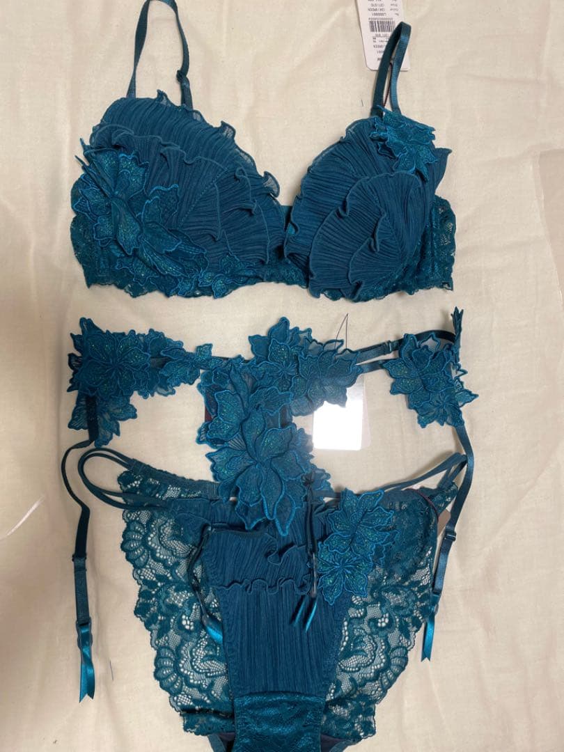 D70 M ラヴィジュール ランジェリアム 3点セット douala.cm