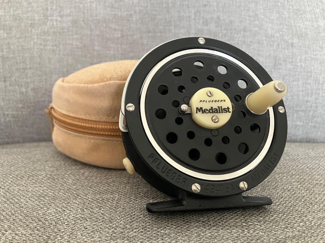 極美品 PFLUEGER MEDALIST 1494 1/2 AK フライリール - メルカリ