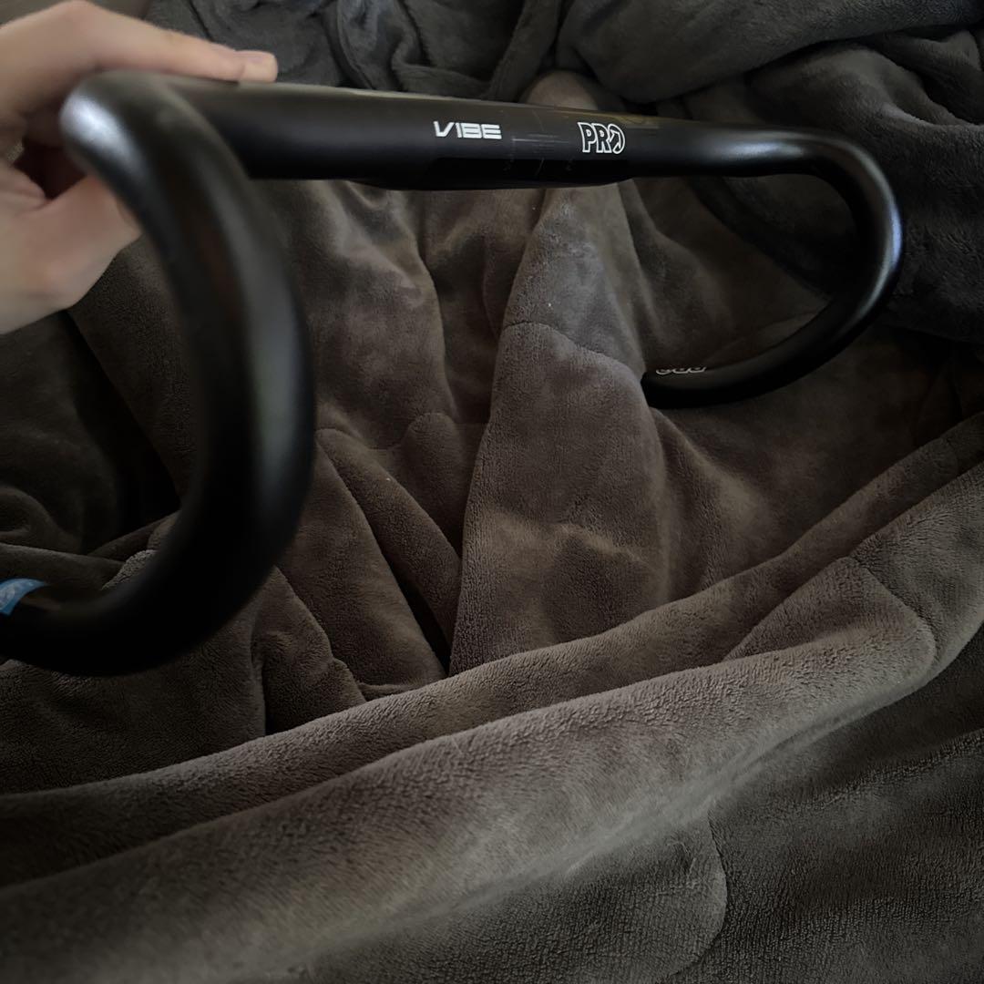 SHIMANO PRO Vibe 400mm ドロップハンドル