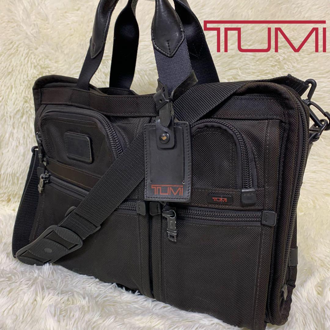 有名な高級ブランド TUMI ビジネスバッグ レザー ナイロン 美品 A4収納