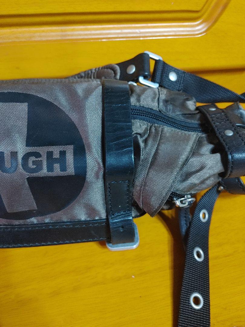 TOUGH ボディバッグ・ウエストポーチ