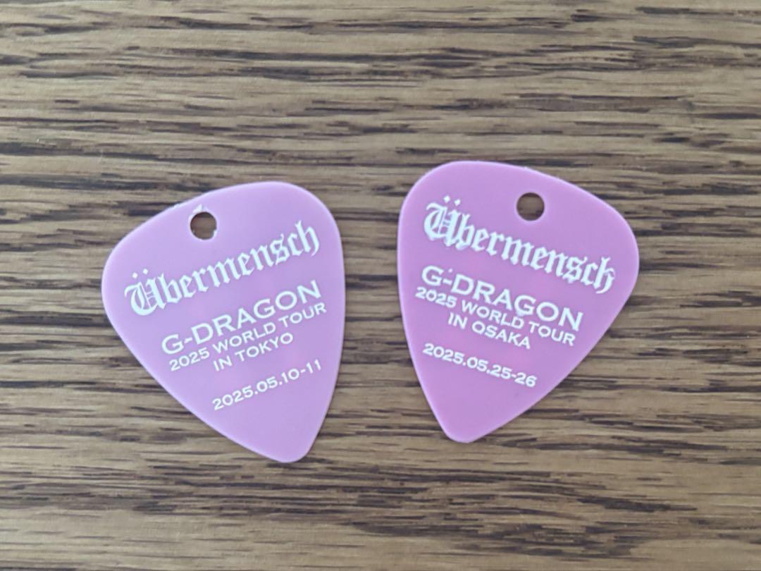 G-DRAGONライブグッズ写真とピックセット(大阪2025) G-DRAGONライブグッズ写真とピックセット(大阪2025)
