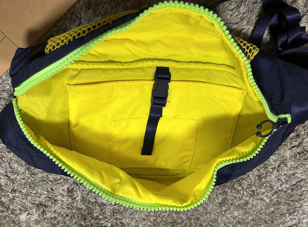 【美品】FENTY PUMA by Rihanna ウエストバッグ