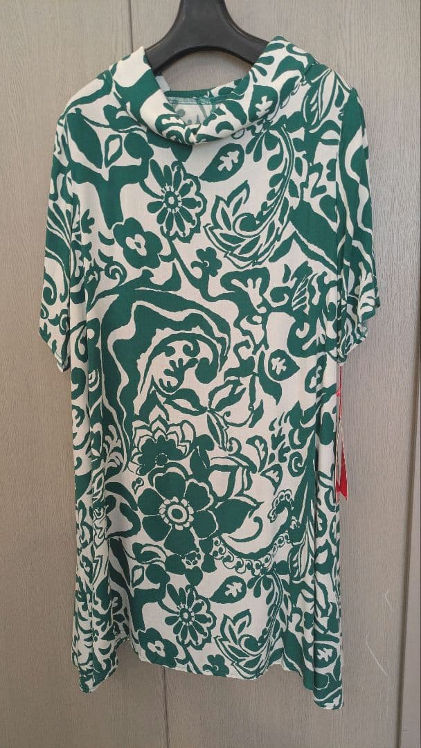 ボタニカルプリントワンピース 5,452円