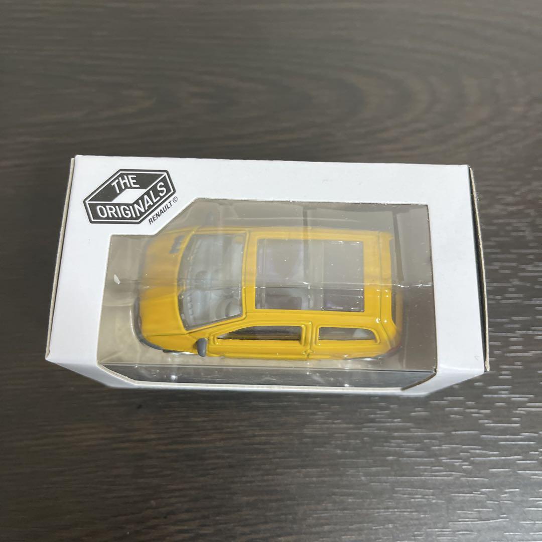 【新品未使用未開封】ルノー renaulttwIngo/Jaunelndien