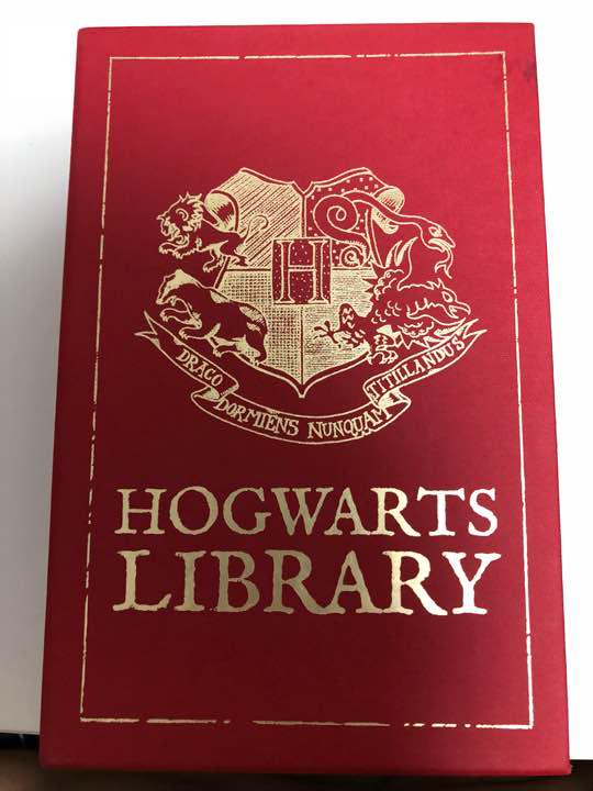 メルカリ ハリーポッター 作中登場の本 文学 小説 3 500 中古