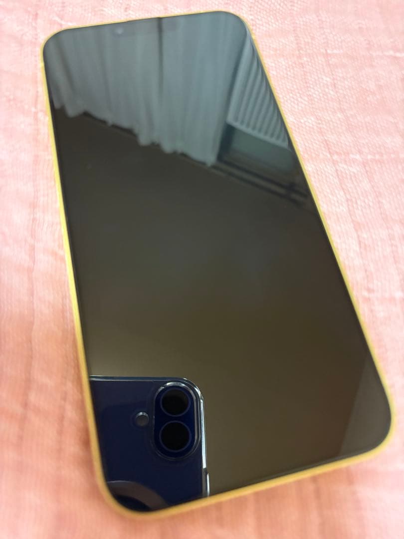 iPhone14Plus イエロー