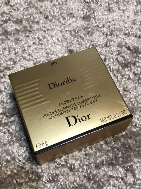 Dior ディオリフィック イルミネーティングパウダー 001