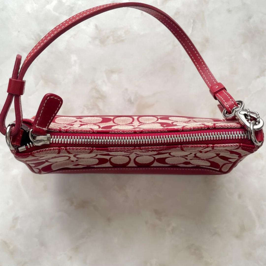 美品 COACH コーチ アクセサリーポーチ レッド 赤 シグネチャー