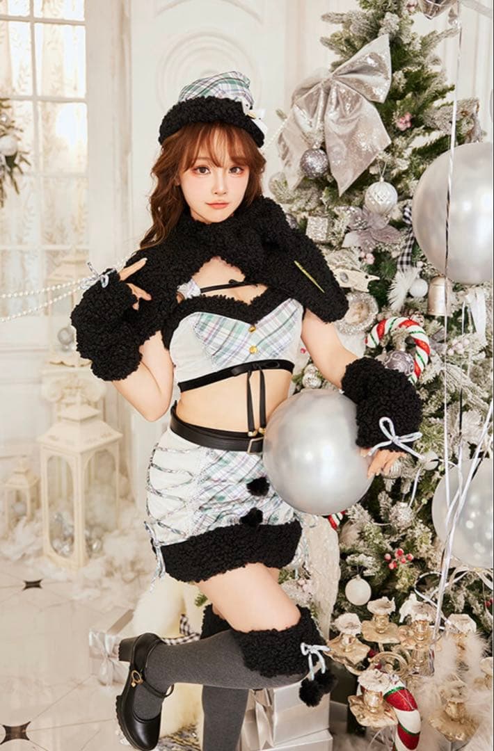 Malymoon Xmasチェックホイップケープサンタ